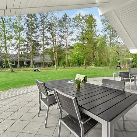 Awesome Home In Oksbl With 4 Bedrooms, Sauna And Wifi Oksbøl 外观 照片